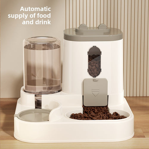 Automatic cat food dispenser